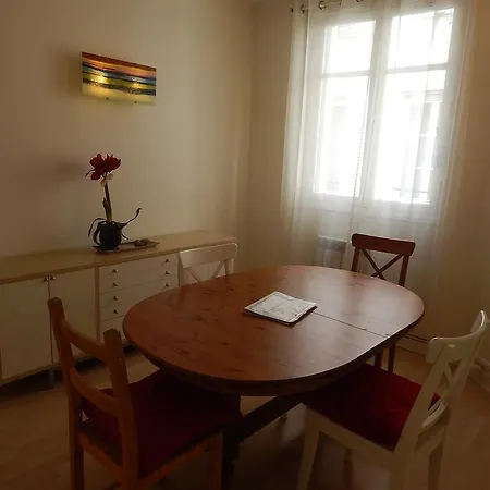 Apartment Claude Bernard1